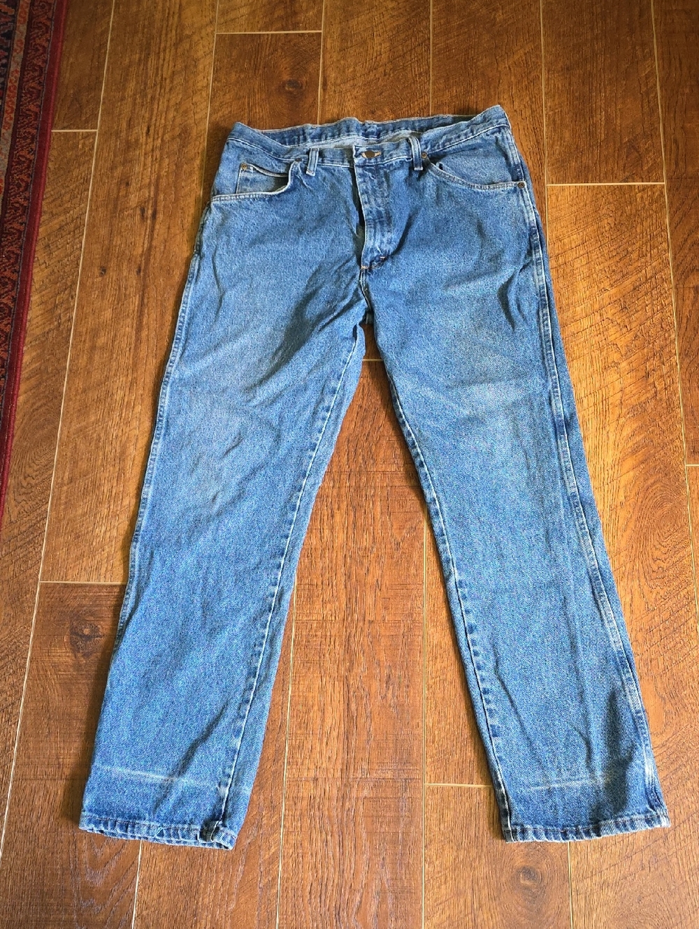 Wrangler Men's Straight Leg Denim Jeans in Light Blue